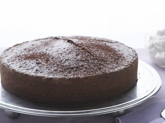 Čokolada badem torta