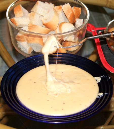 Ukusni fondue od sira