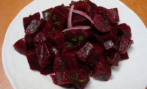 Zimska salata s cveklom