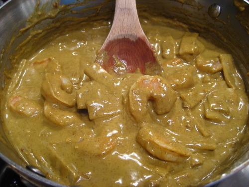 Škampi  s jabukama u curry sosu