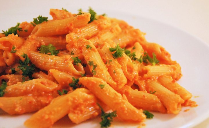 Tjestenina s muhammara sosem