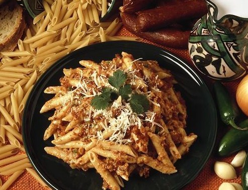 Penne bolognese