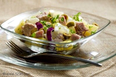 Krompir salata s ribom