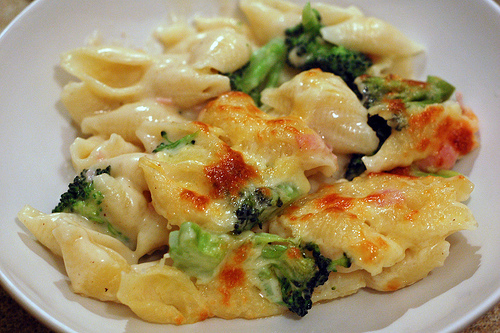 Makaroni s brokolijem
