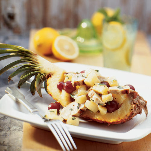 Pileća salata na havajski