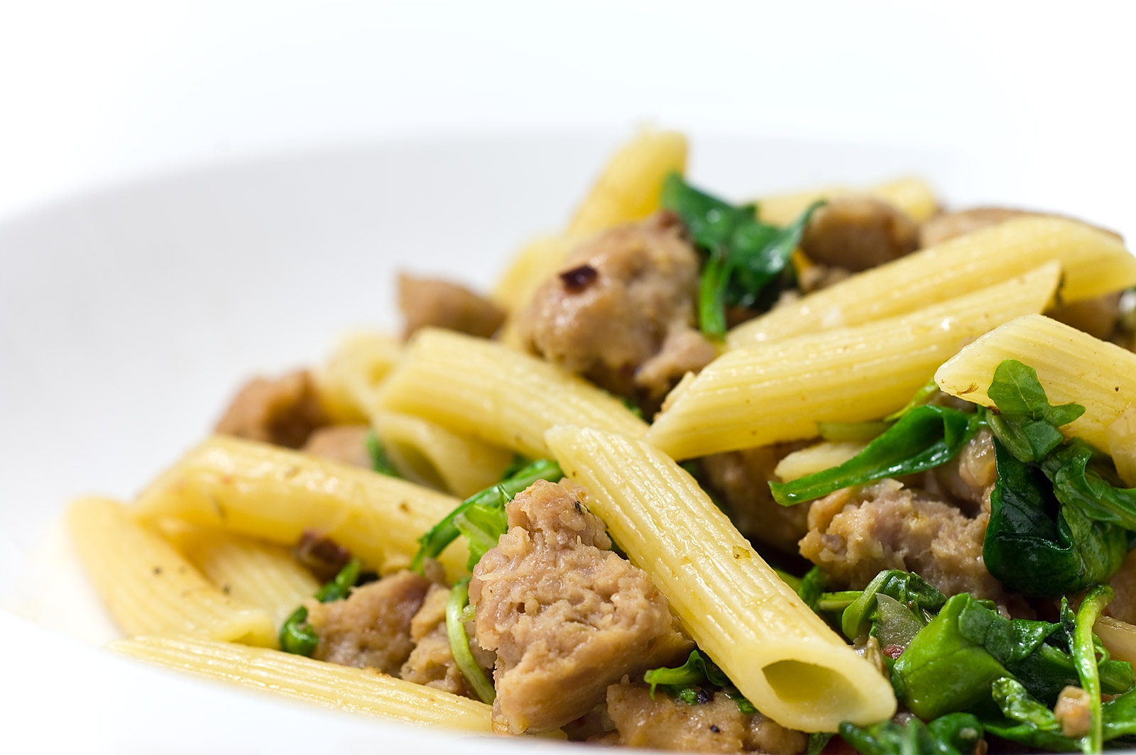 Penne sa špinatom i faširanim mesom