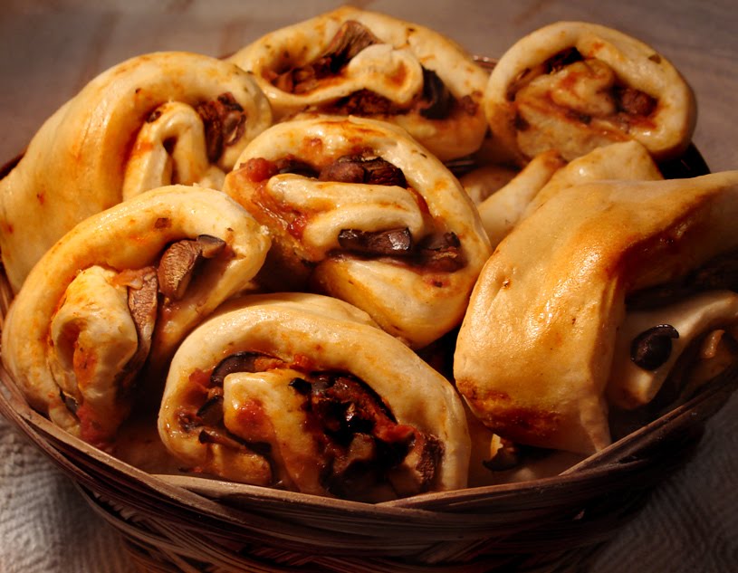 Rolovana pizza