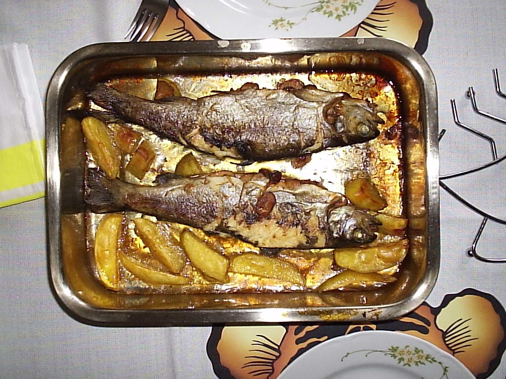 Pastrmka punjena šampinjonima