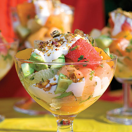 Voćna salata s avokadom